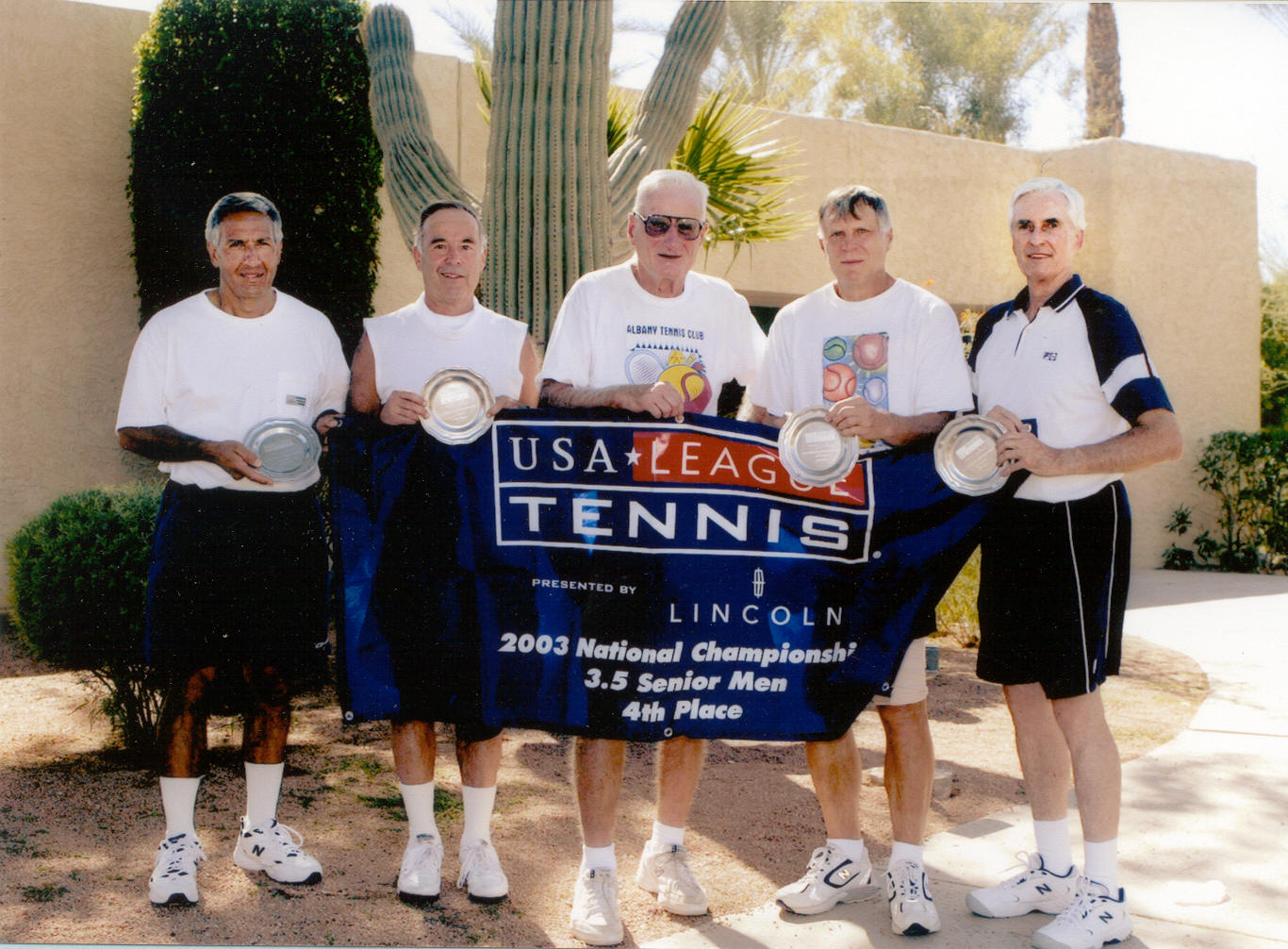 USTA Seniors2003(Reduce).jpg (259705 bytes)