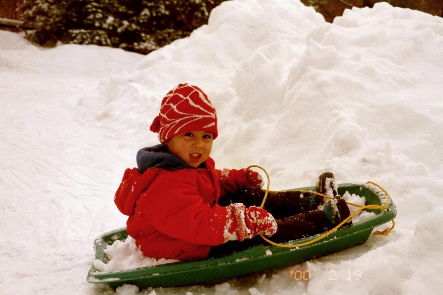 ZZSledding1Feb00.jpg (195705 bytes)